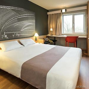 Kamer met een Queen Size Bed